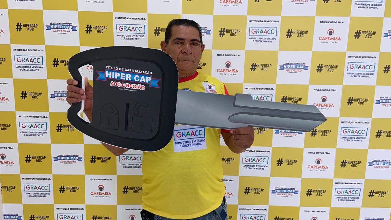 Morador de Diadema ganha um Honda Civic no Hiper Cap e vai visitar a família na Bahia