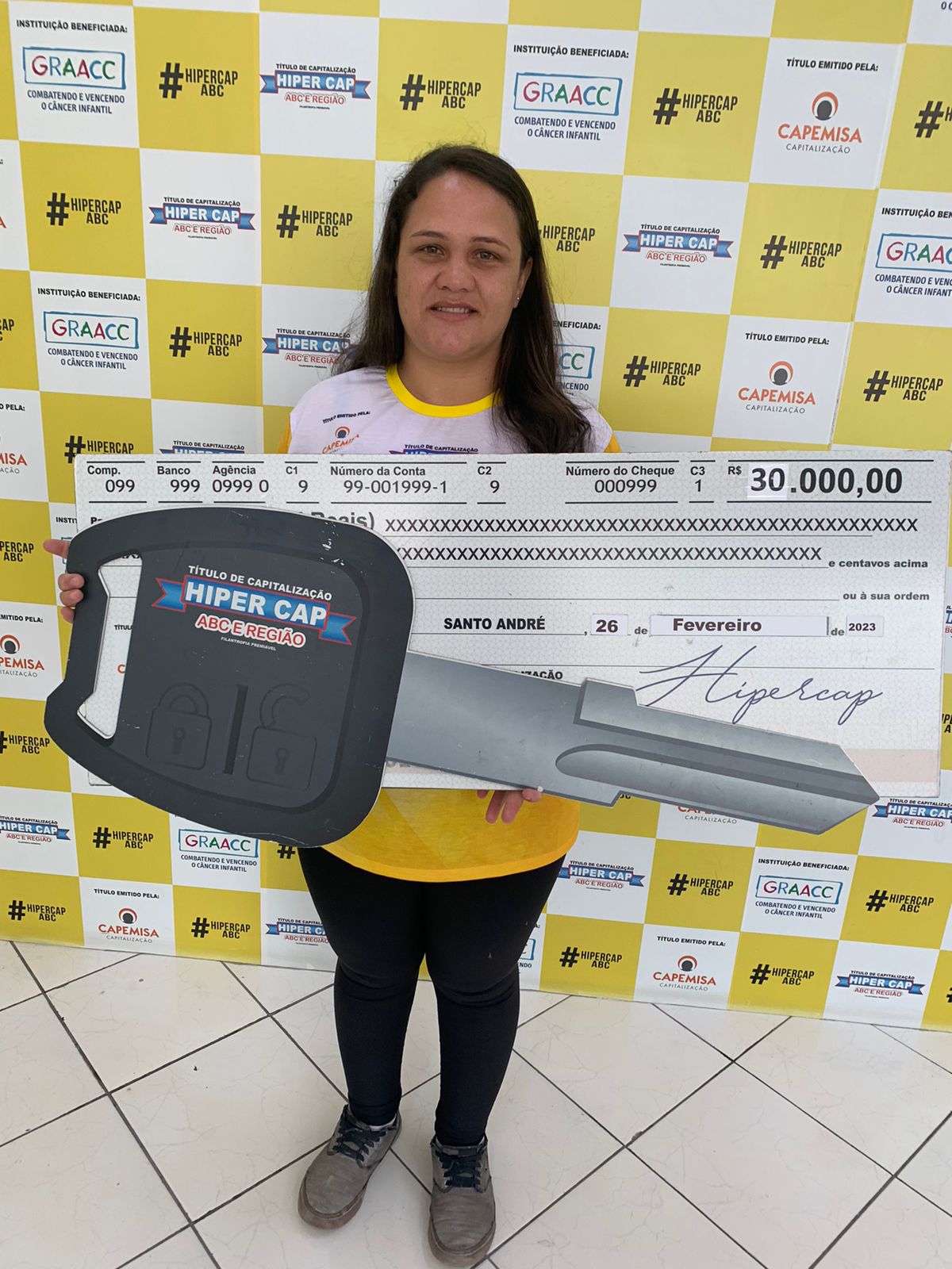 Moradores de São Paulo dividiram um veículo T-Cross mais 30 mil reais do quarto sorteio