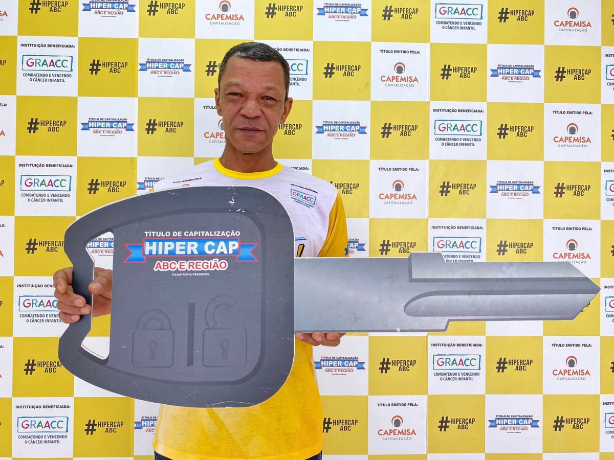 Pedreiro de Santo André ganha sozinho um lindo Fiat Fastback zero quilômetro